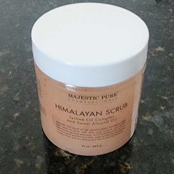 Majestic Pure Himalayan Exfoliating Salt Scrub (NEW & SEALED) - Picture 8 of 9